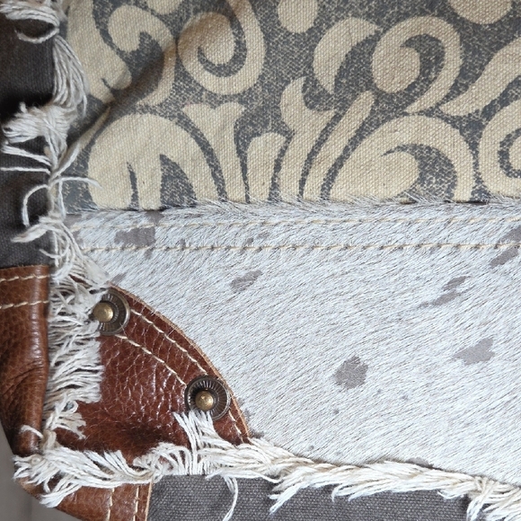 Myra Bag Elegant Gray and Brown Tote - Picture 3 of 16